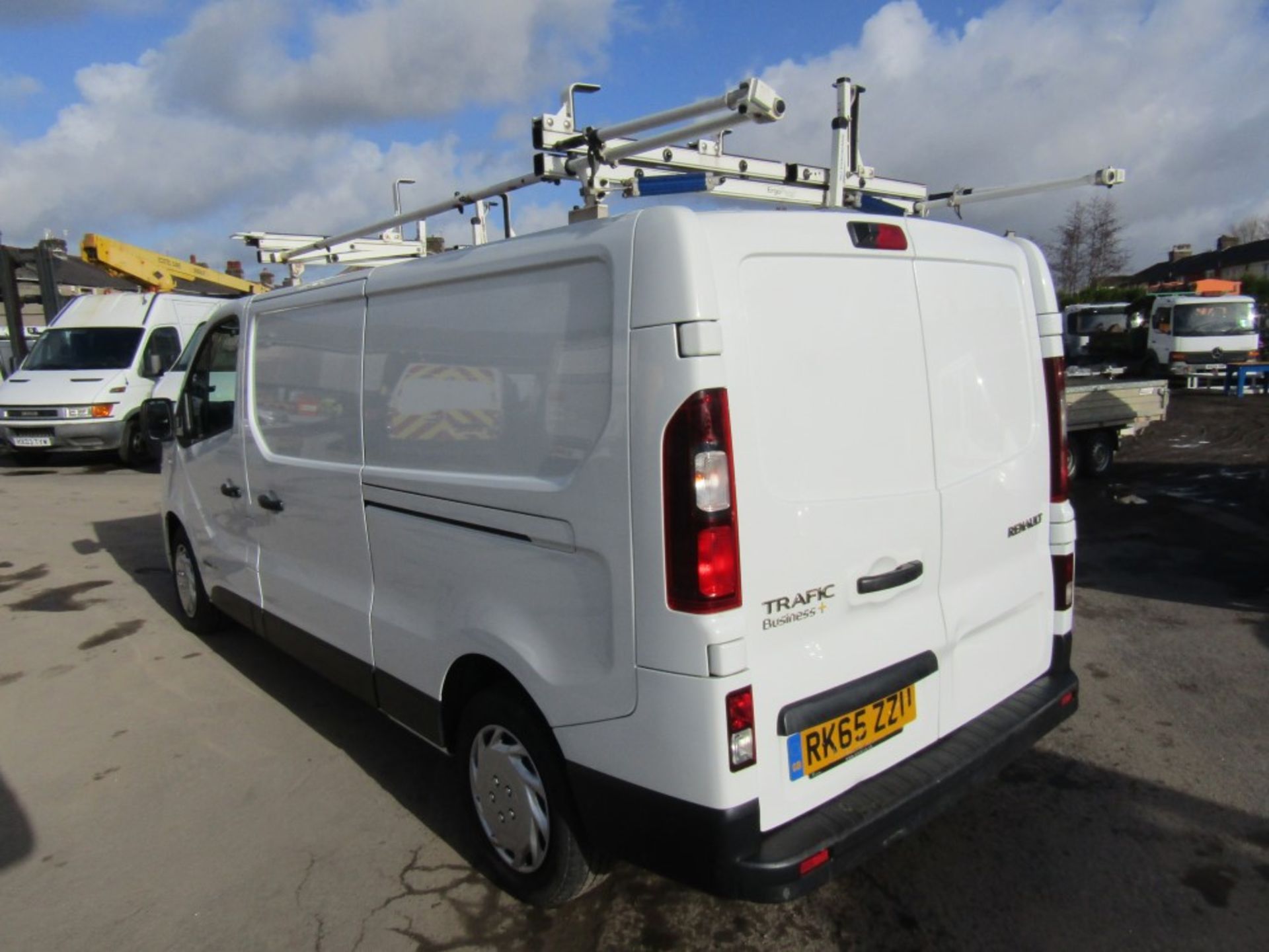 65 reg RENAULT TRAFIC LL29 BUSINESS+ NRG DCI (NON RUNNER) 1ST REG 10/15, 114579M, V5 HERE, 1 OWNER - Image 3 of 7