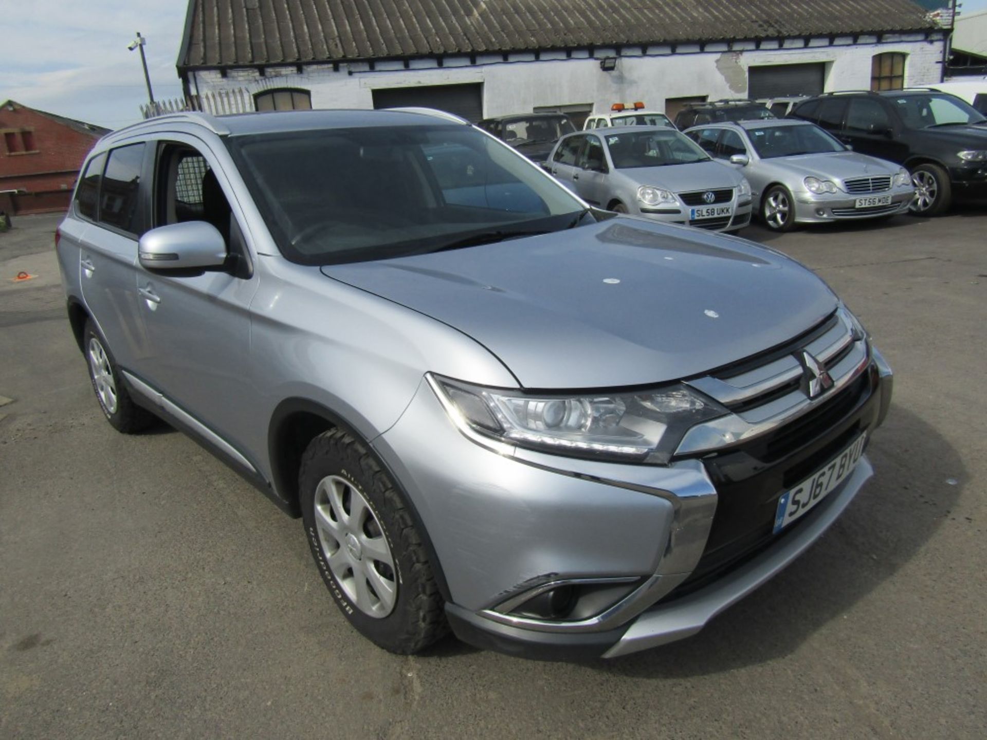 67 reg MITSUBISHI OUTLANDER COMMERCIAL DI-D, 1ST REG 09/17, TEST 09/22, 118855M, V5 HERE