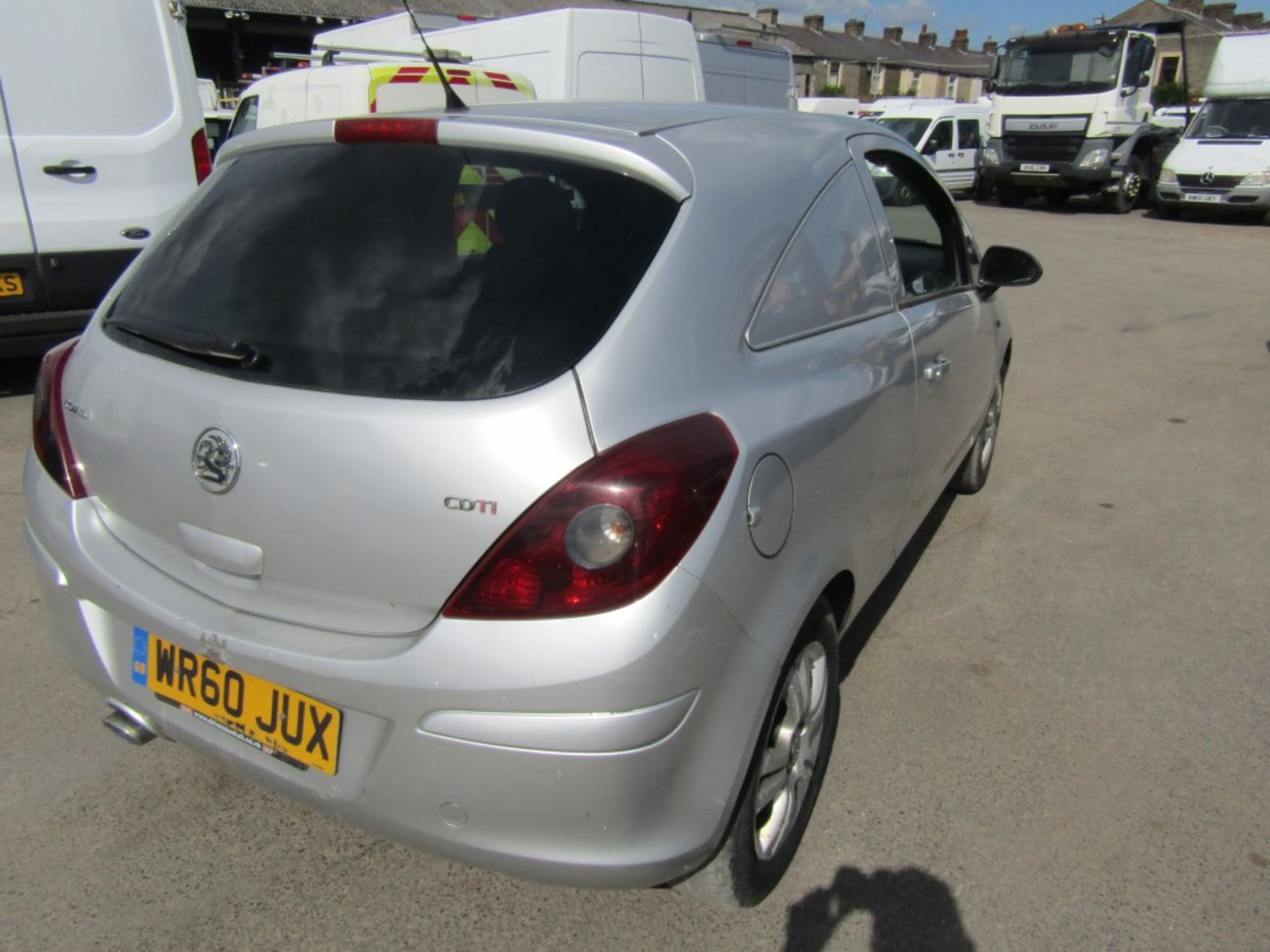 60 reg VAUXHALL CORSA SPORTIVE CDTI VAN, 1ST REG 11/10, 209792M, V5 HERE, 2 FORMER KEEPERS [+ VAT] - Image 4 of 7