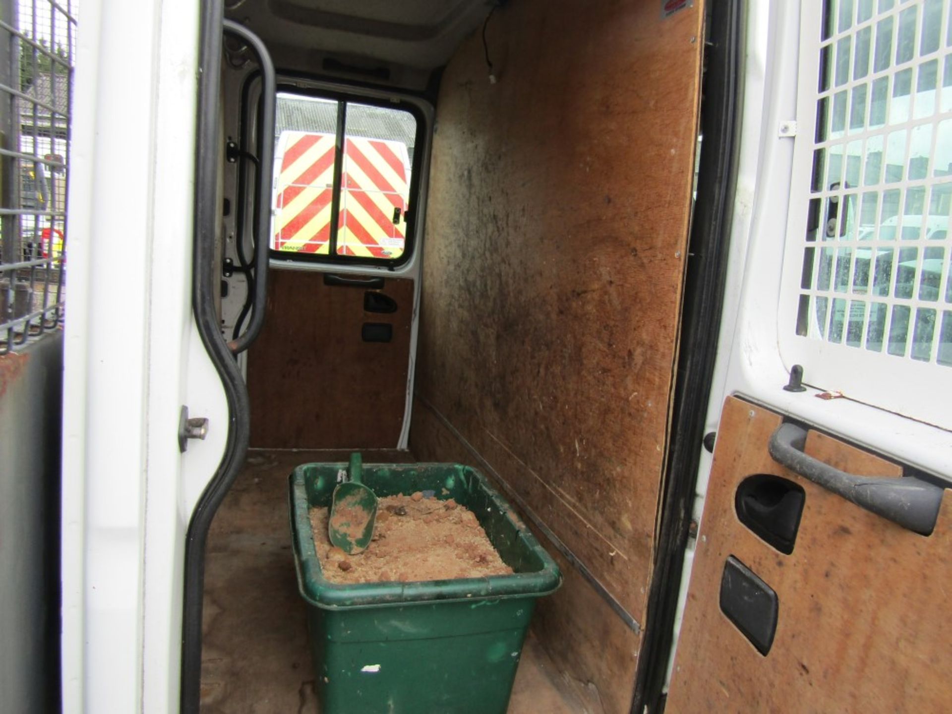 07 reg IVECO 65C18 CREW CAB TIPPER (EX COUNCIL) 1ST REG 03/07, 97900M WARRANTED, V5 HERE, 1 OWNER - Image 5 of 7