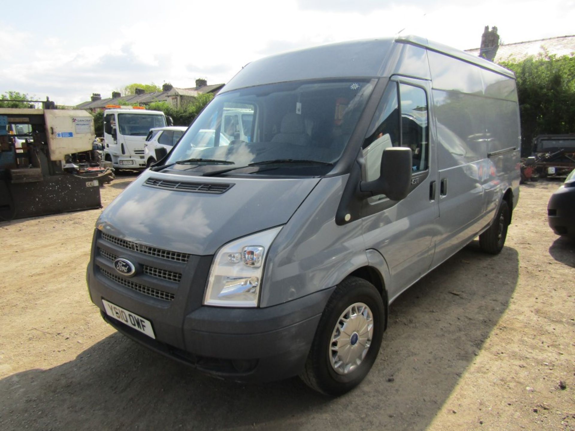 10 reg FORD TRANSIT 115 T350L RWD, 1ST REG 08/10, 154486M, V5 HERE, 1 FORMER KEEPER [NO VAT] - Image 2 of 7