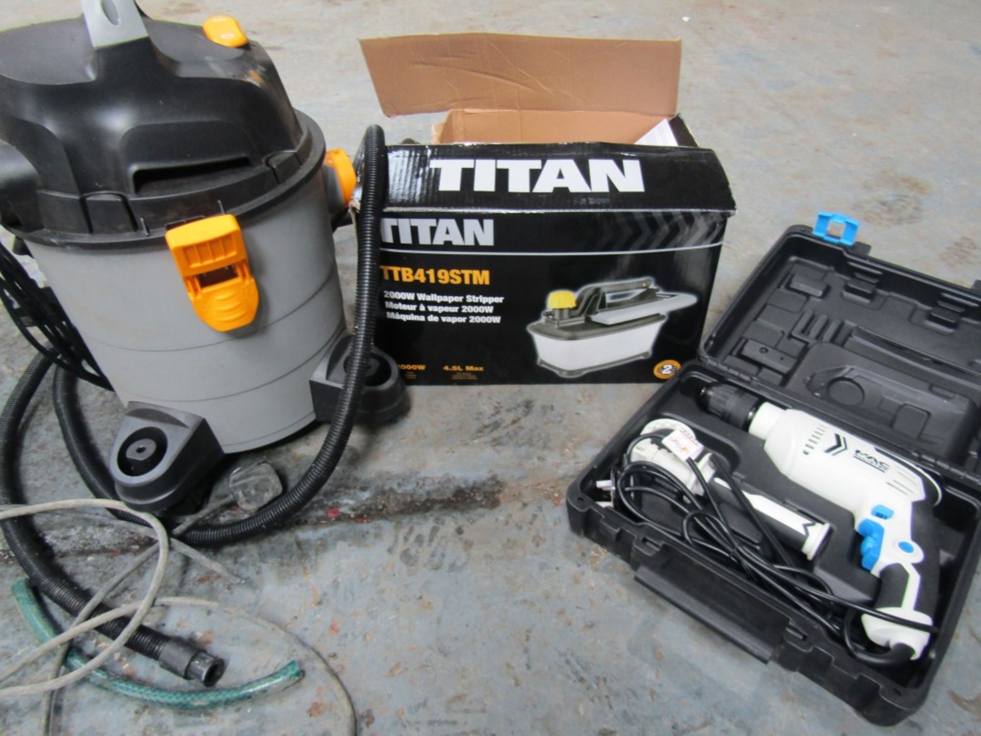 TITAN WALLPAPER STRIPPER, VAC & MACALLISTER DRILL [+ VAT]