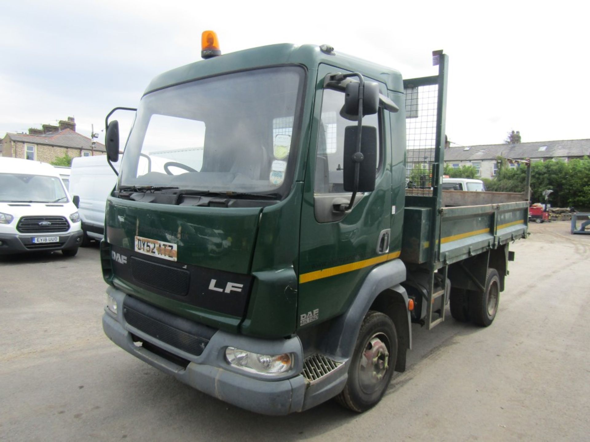 52 reg DAF FA LF45.150 TIPPER, 1ST REG 11/02, 274630KM, V5 HERE, 4 FORMER KEEPERS [+ VAT] - Image 2 of 6