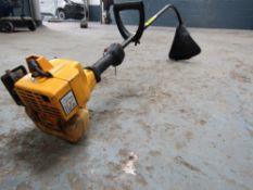 PARTNER T240 PETROL STRIMMER [NO VAT]