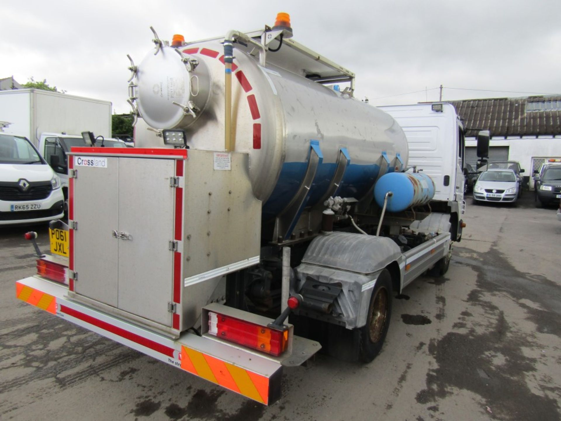 61 reg MERCEDES ATEGO 1022 WATER TANKER (DIRECT UNITED UTILITIES WATER) 1ST REG 09/11, 213525KM, - Image 4 of 6