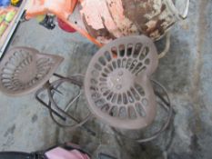 2 X TRACTOR STOOLS [+ VAT]