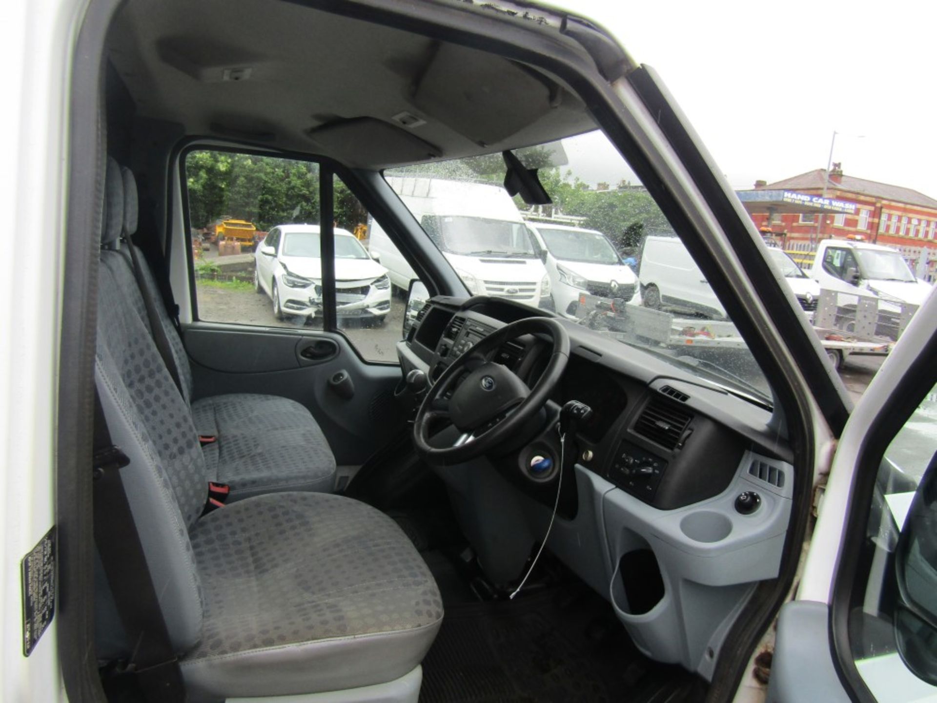 13 reg FORD TRANSIT 155 T350 TREND RWD, 1ST REG 04/13, 110113M NOT WARRANTED, V5 HERE, 2 FORMER - Image 6 of 7