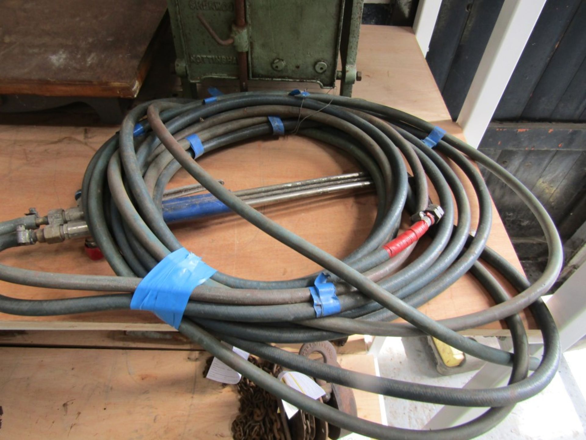 OXYACETYLENE CUTTING TORCH WITH PIPES [NO VAT]