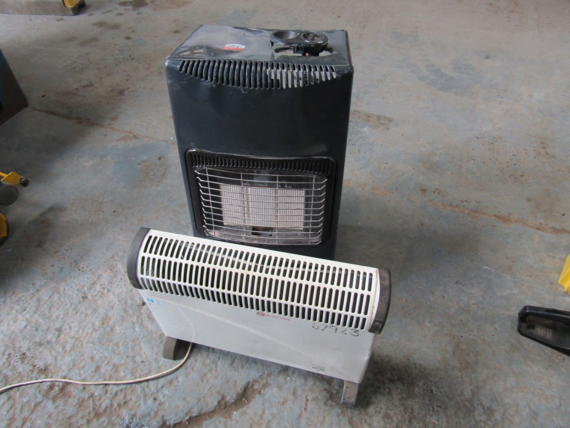 2 X HEATERS (DIRECT HIRE CO) [+ VAT]