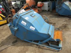 1000 LTR ROLLOVER CONCRETE SKIP (DIRECT GAP) [+ VAT]