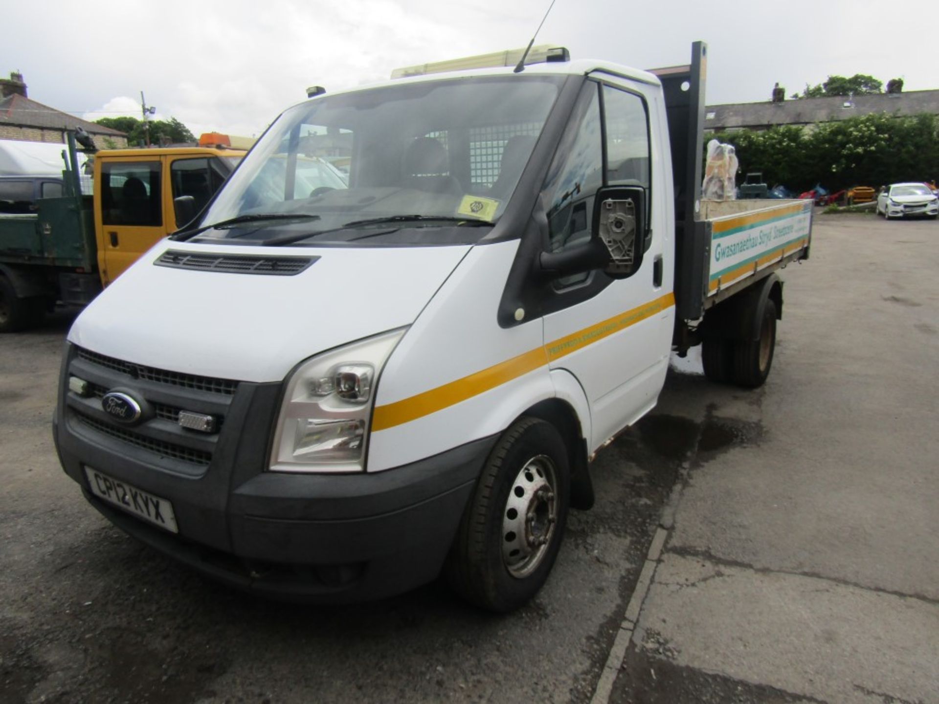 12 reg FORD TRANSIT 100 T350 RWD TIPPER (DIRECT COUNCIL) 1ST REG 08/22, TEST 07/22, 107591M, V5 - Image 2 of 6