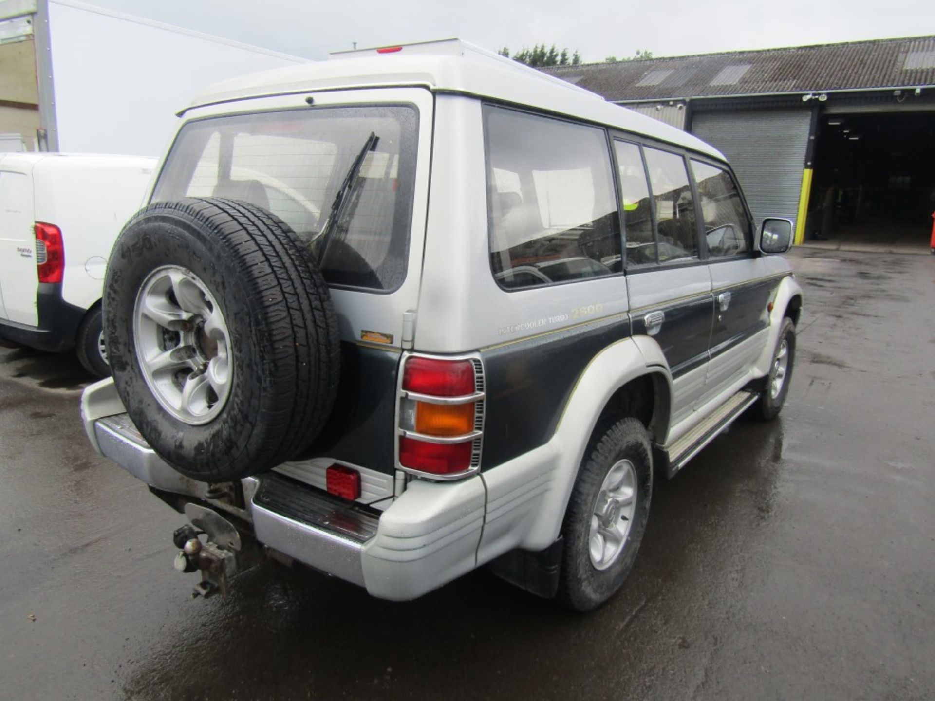 L reg MITSUBISHI PAJERO GL LWB, MANUFACTURED 1993, 1ST REG IN UK 02/02, 249971KM, V5 HERE, 5 - Image 4 of 6