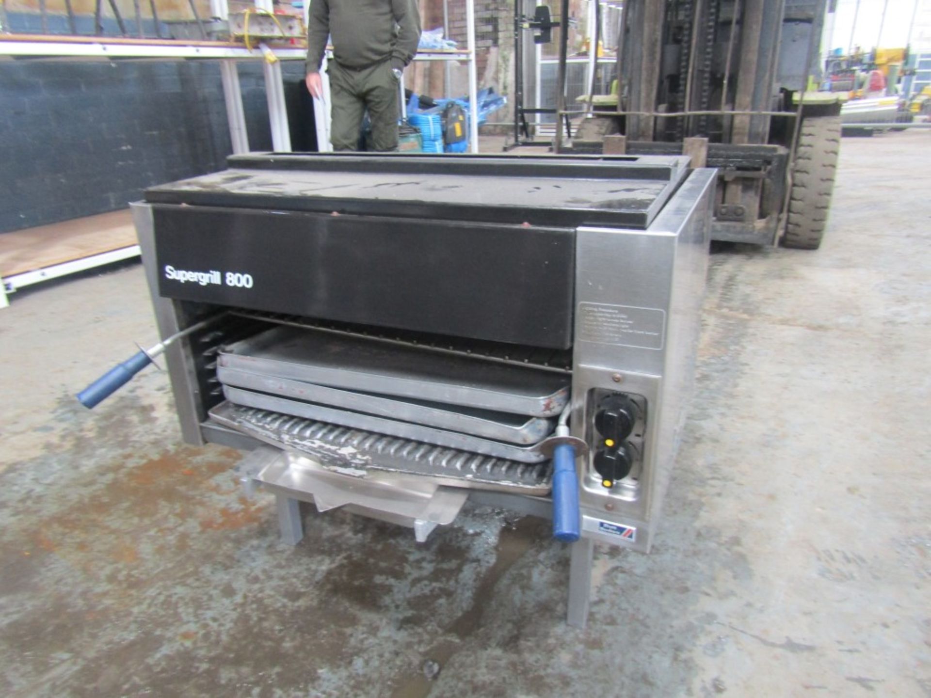 SUPER GRILL 800 STAINLESS STEEL GAS [+ VAT]