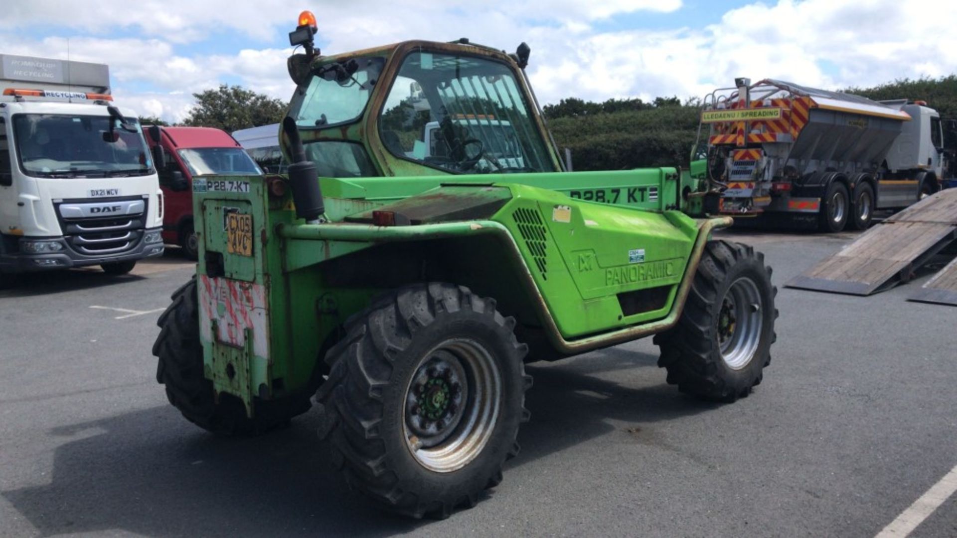 05 reg MERLO P28.7 KT TELEHANDER (DIRECT COUNCIL) 1ST REG 06/05, 9193 HOURS [+ VAT] - Image 2 of 7