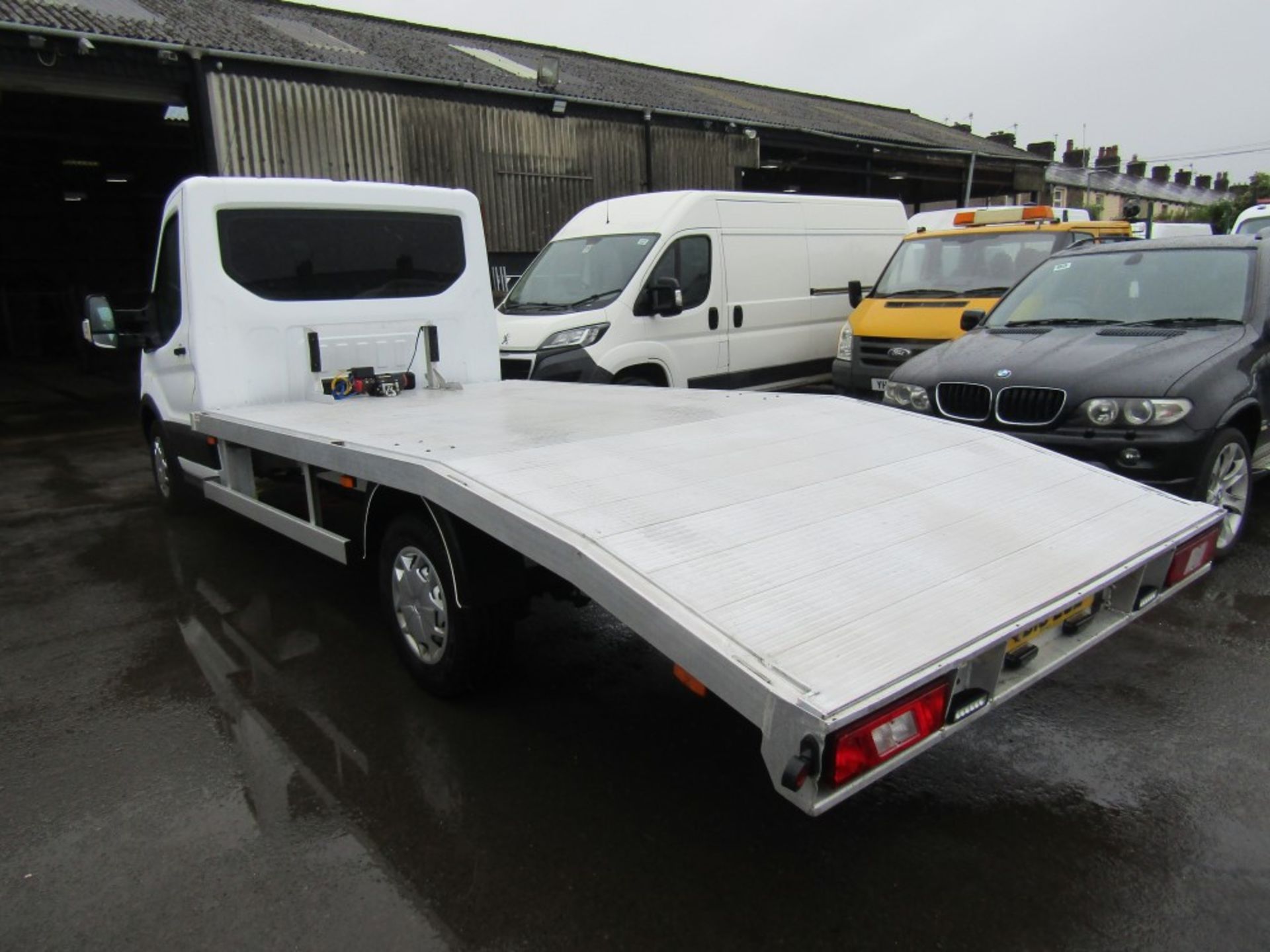 19 reg FORD TRANSIT 350 RECOVERY UNIT NISSAN BODY & WINCH, 1ST REG 06/19, 51931M WARRANTED, V5 HERE, - Image 3 of 6