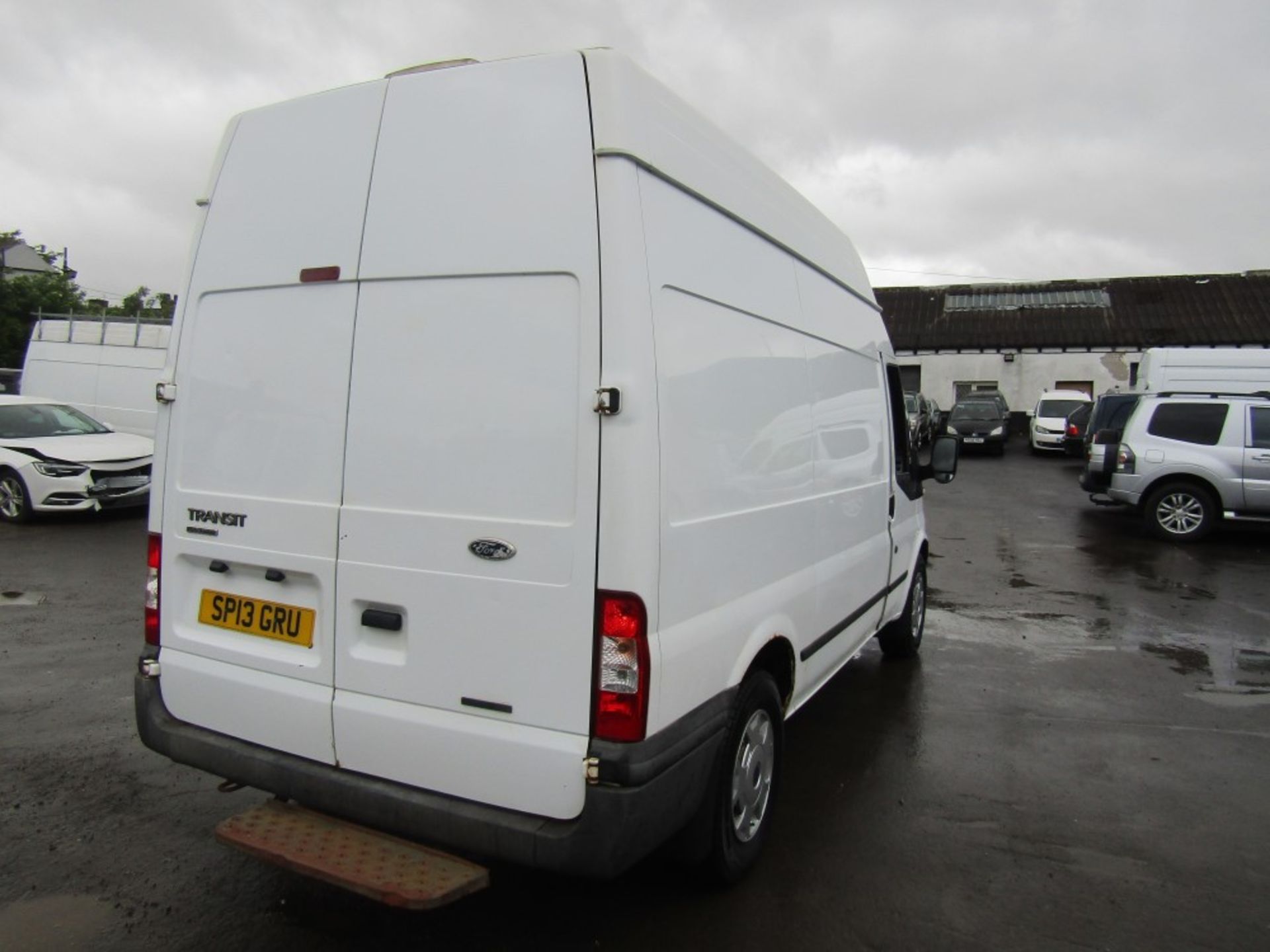 13 reg FORD TRANSIT 155 T350 TREND RWD, 1ST REG 04/13, 110113M NOT WARRANTED, V5 HERE, 2 FORMER - Image 4 of 7