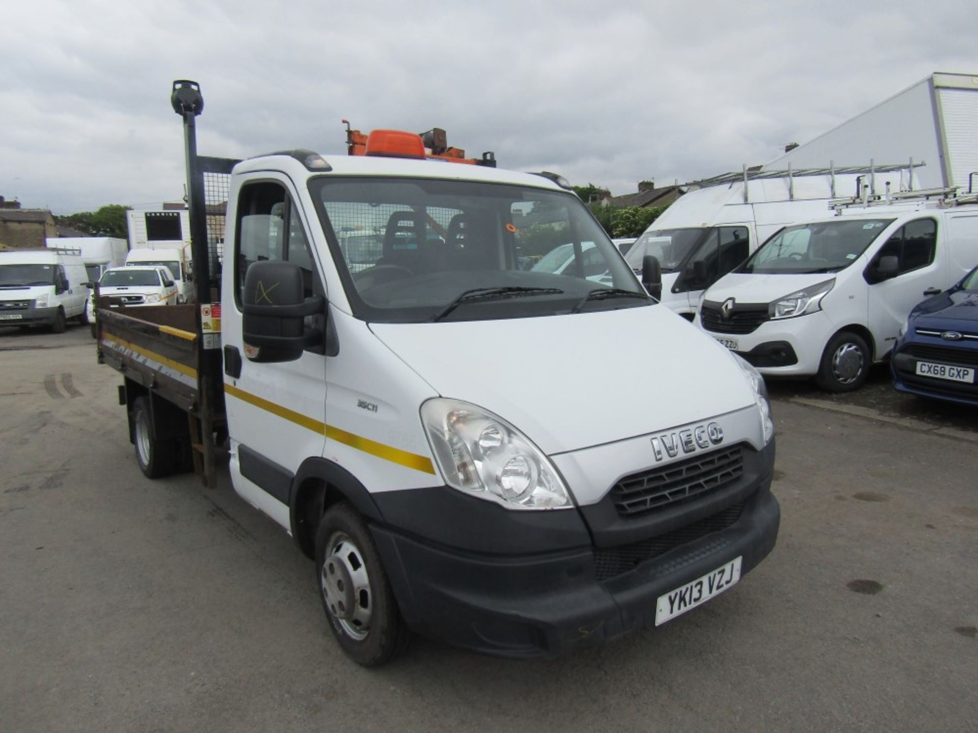 13 reg IVECO DAILY 35C11 TIPPER, 1ST REG 03/13, TEST 02/23, MILEAGE UNKNOWN, V5 HERE, 1 OWNER FROM