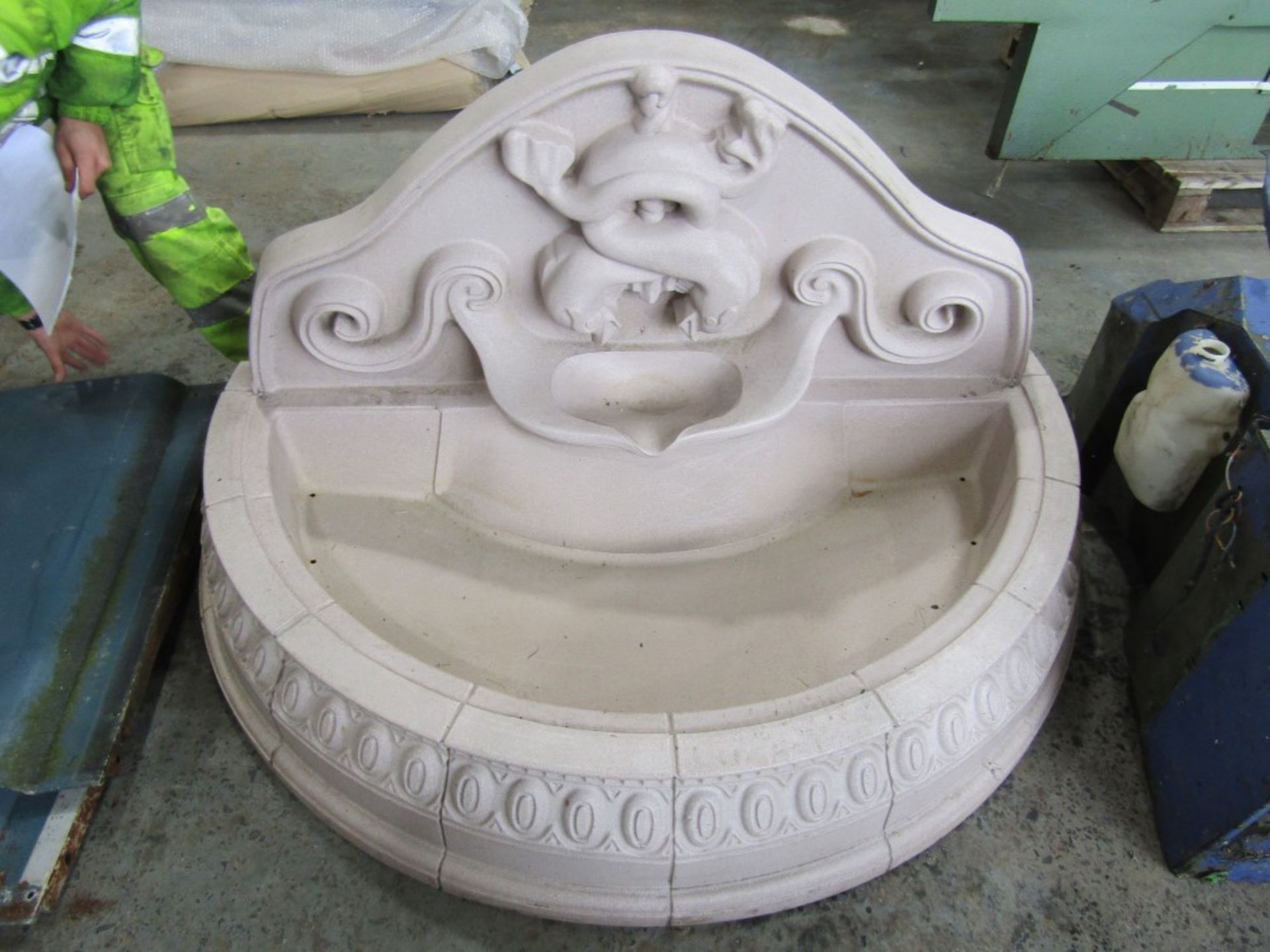 GARDEN FOUNTAIN [NO VAT]