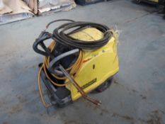 KARCHER HDS551C C/W HOSE & LANCE [+ VAT]