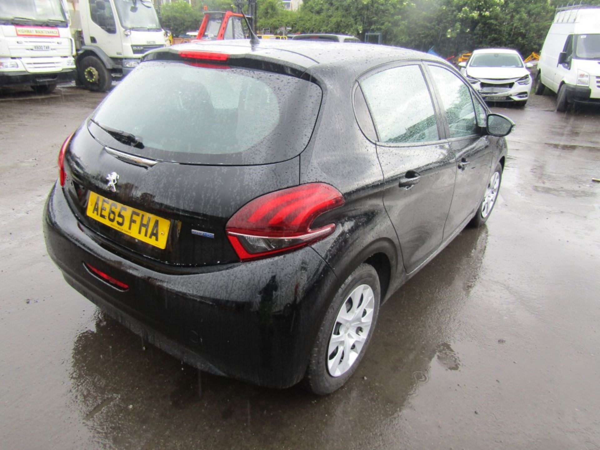 65 reg PEUGEOT 208 HDI, 1ST REG 02/16, 117984M WARRANTED, V5 HERE, 1 OWNER FROM NEW [NO VAT] - Image 4 of 6