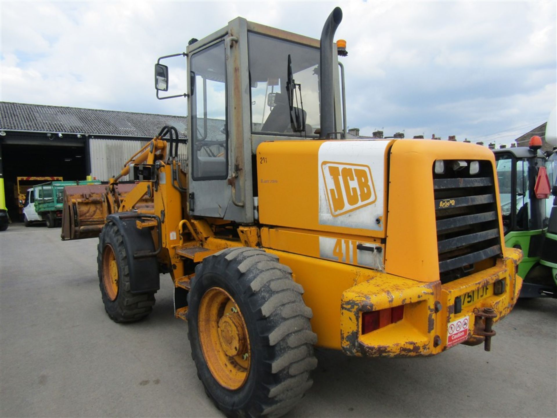 N reg JCB LOADING SHOVEL, 1ST REG 02/96, 1118 HOURS NOT WARRANTED, V5 HERE, 1 FORMER KEEPER [+ VAT] - Image 3 of 7