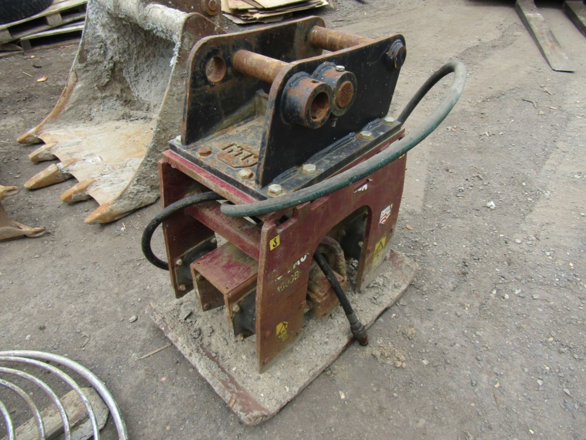 COMPACTOR PLATE TO FIT 8 TON - 13 TON MACHINE [+ VAT]