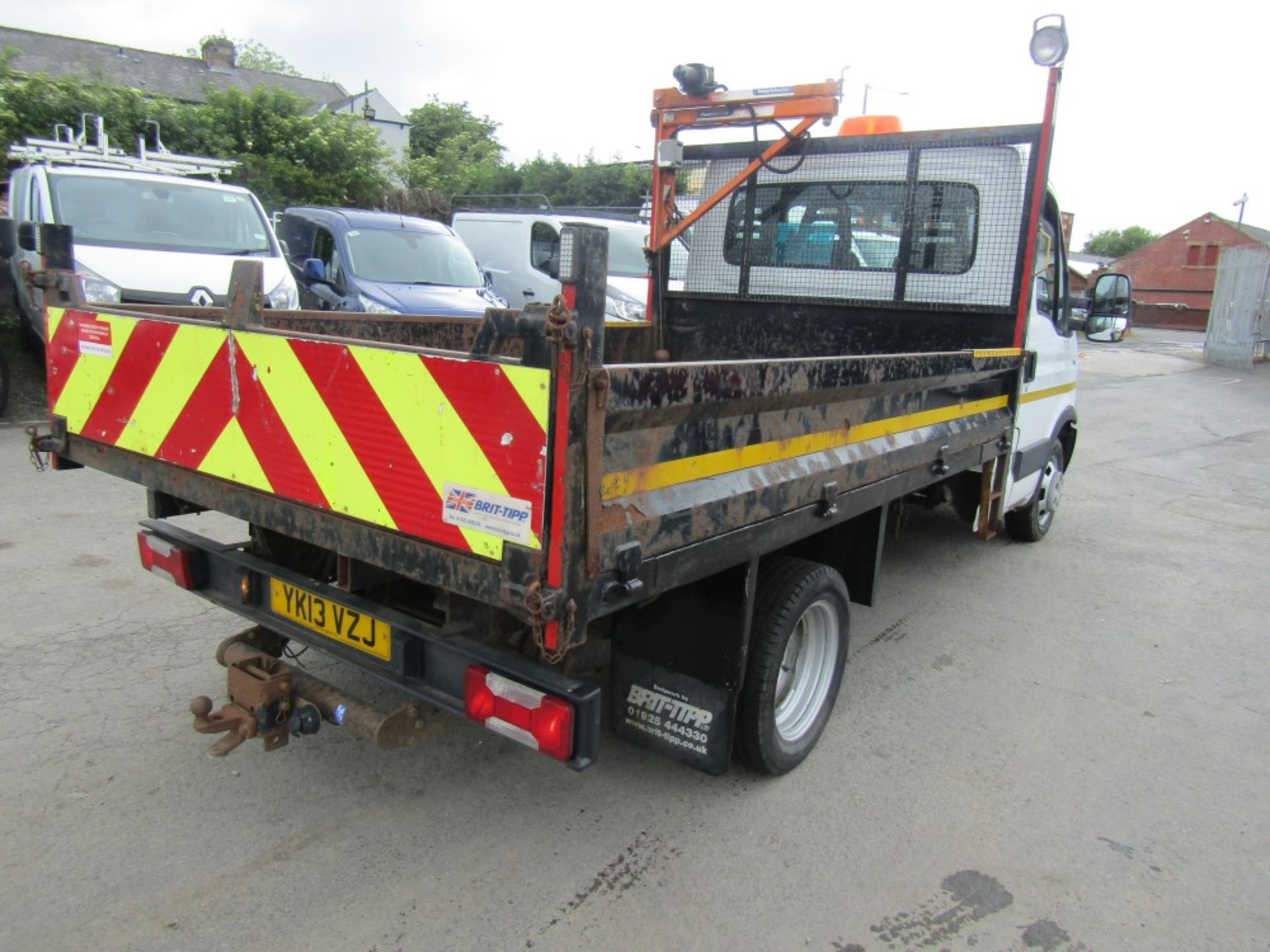 13 reg IVECO DAILY 35C11 TIPPER, 1ST REG 03/13, TEST 02/23, MILEAGE UNKNOWN, V5 HERE, 1 OWNER FROM - Image 4 of 5