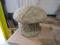 HAND CARVED NATURAL STONE MUSHROOM [NO VAT]