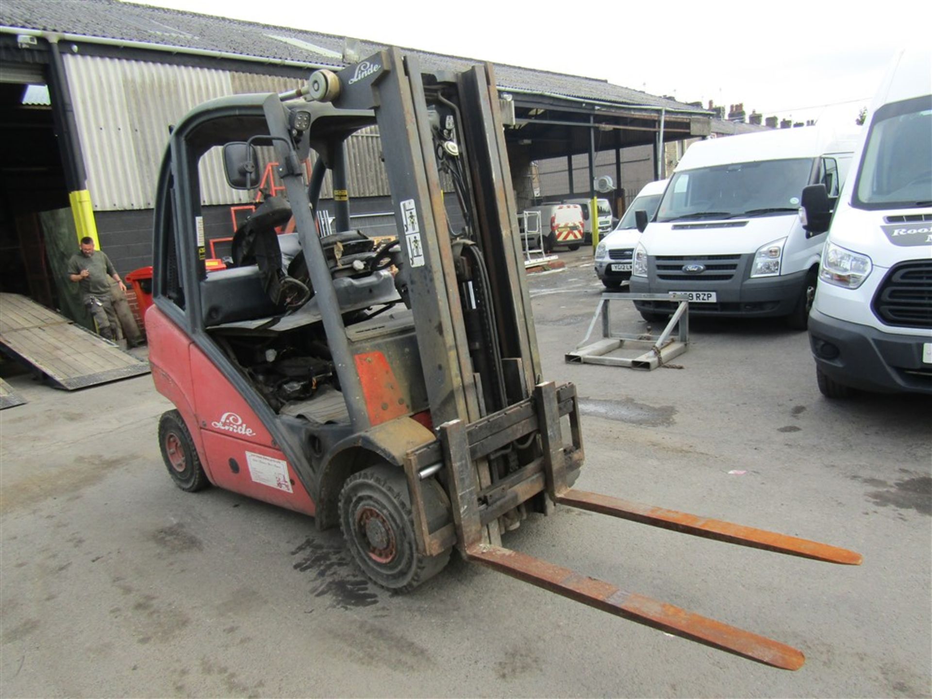 LINDE H25D FORKLIFT (DIRECT COUNCIL) [+ VAT] - Image 2 of 6