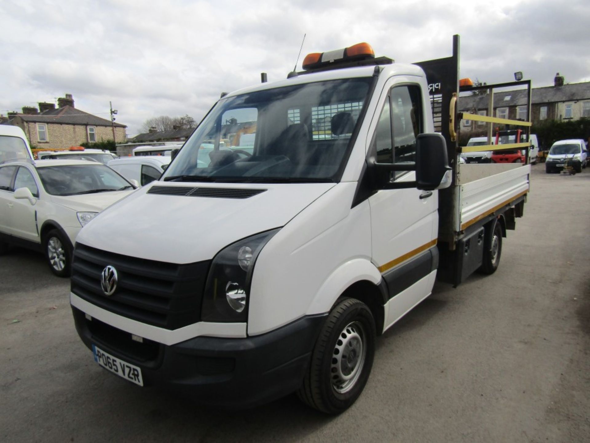 65 reg VW CRAFTER CR35 TDI 136 MWB DROPSIDE, 1ST REG 11/15, TEST 01/23, 163377M, V5 HERE, 1 OWNER - Bild 2 aus 6