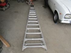 3M 12 TREAD ALUMINIUM PLATFORM STEPS (DIRECT HIRE COMPANY) [+ VAT]