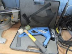 SECRET HAND NAILER (DIRECT HIRE COMPANY) [+ VAT]