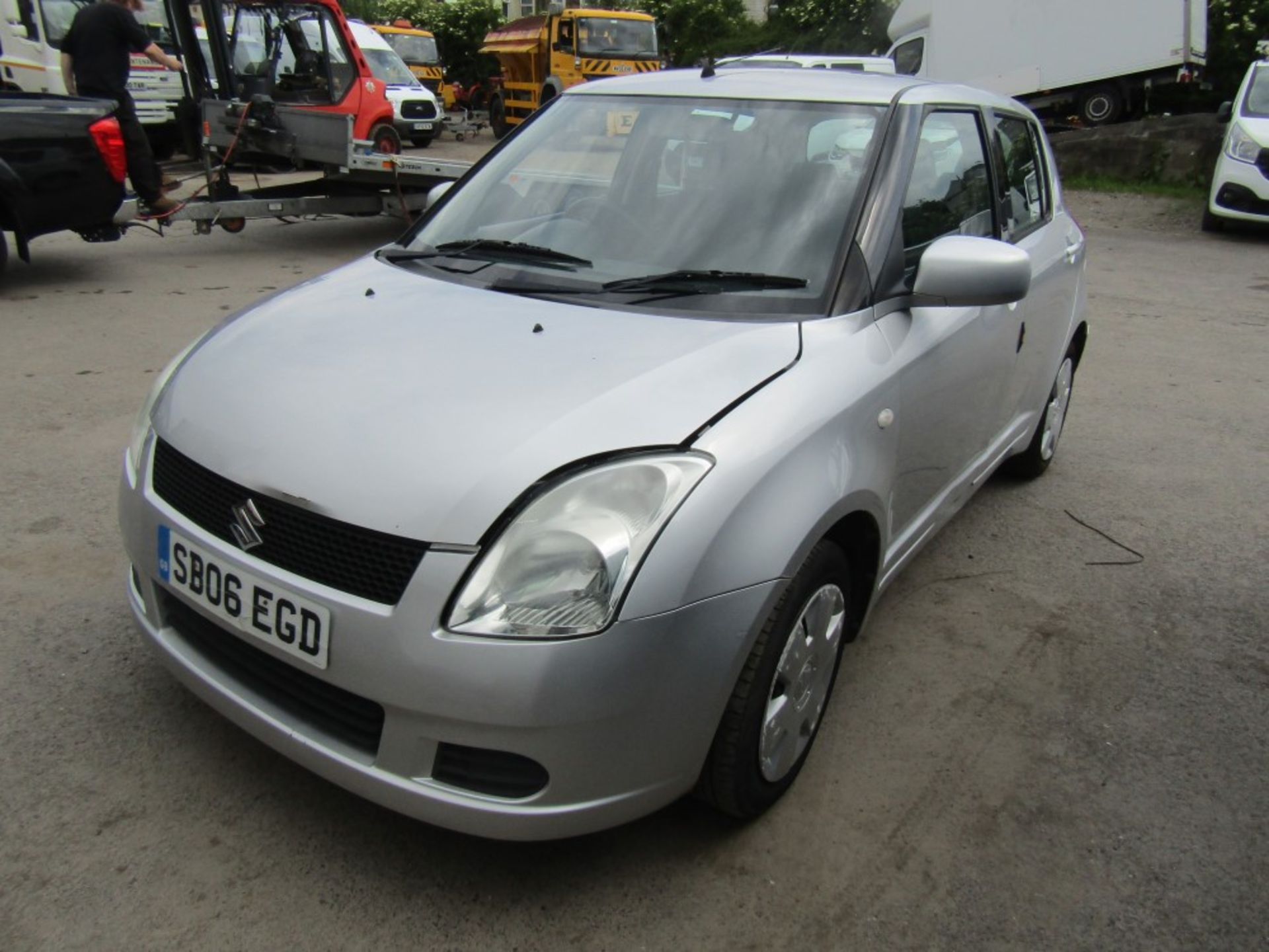 06 reg SUZUKI SWIFT GL, 1ST REG 06/06, 127649M, V5 HERE, 5 FORMER KEEPERS [NO VAT] - Bild 2 aus 6