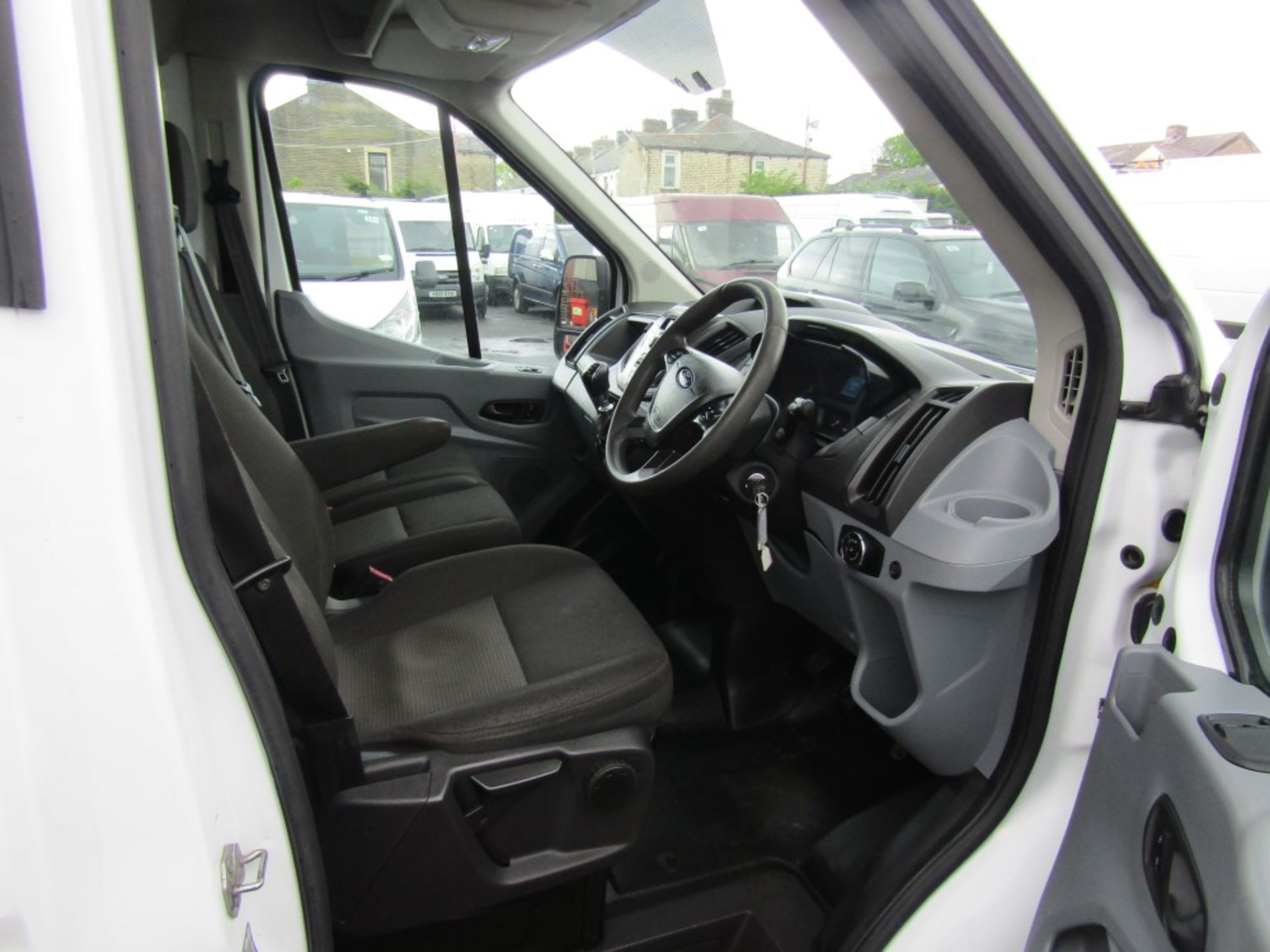 67 reg FORD TRANSIT 350 LWB DROPSIDE, 1ST REG 11/17, 125996M, V5 HERE, 1 OWNER FROM NEW [+ VAT] - Image 6 of 7