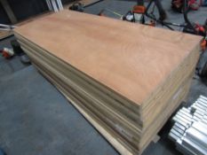 18 INTERNAL PLY DOORS [NO VAT]