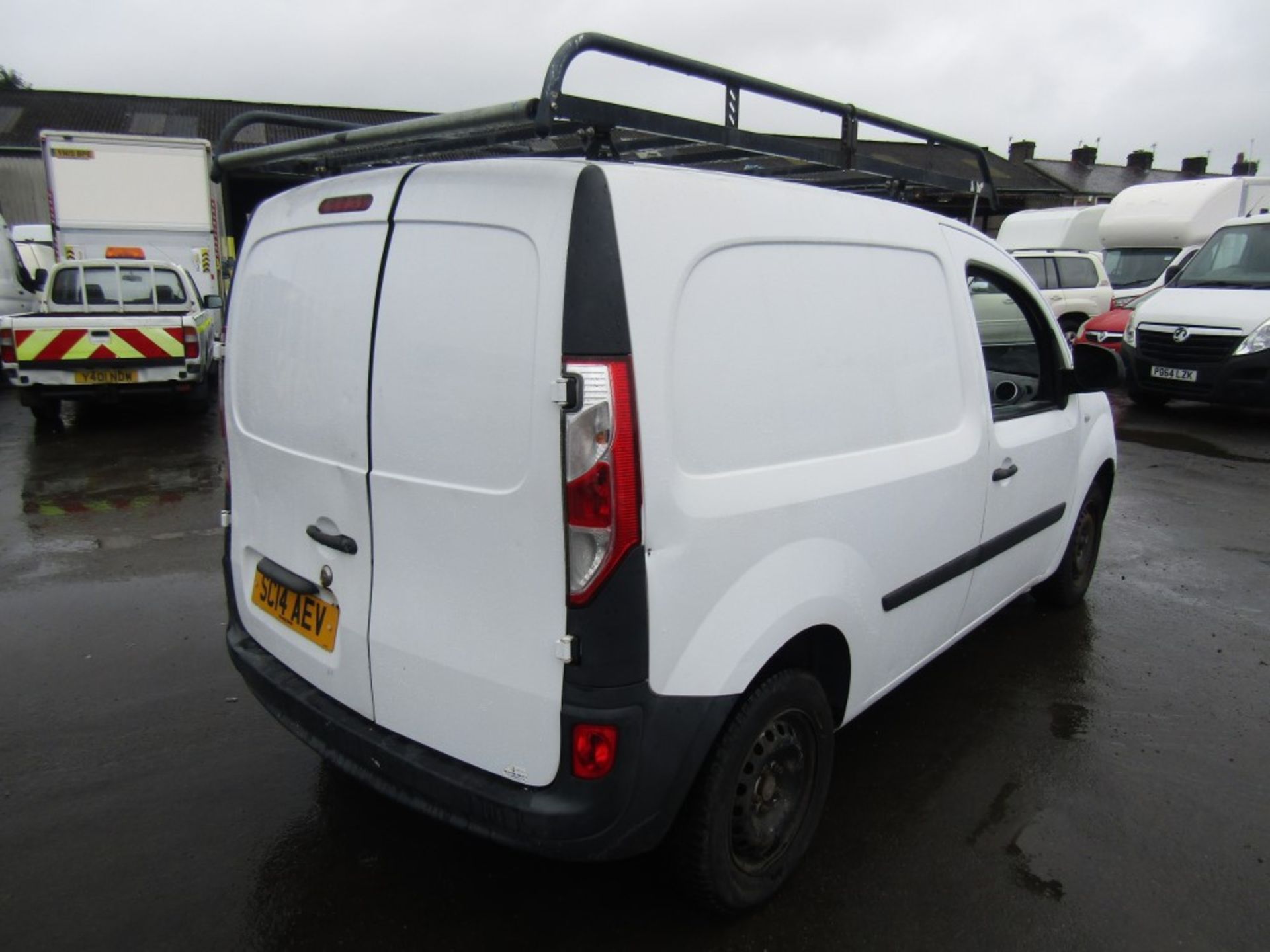 14 reg RENAULT KANGOO ML19 DCI, 1ST REG 05/14, TEST 07/23, 144448M WARRANTED, V5 HERE, 4 FORMER - Image 4 of 7