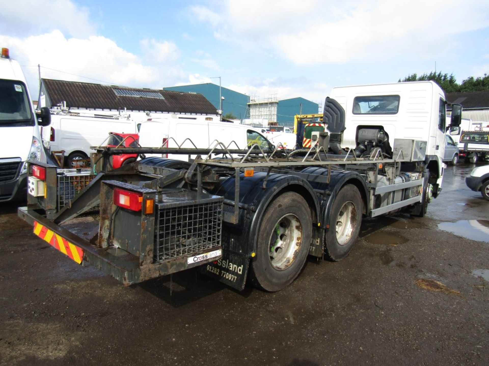60 reg VOLVO FM370 CHASSIS CAB (DIRECT UNITED UTILITIES WATER) 1ST REG 01/11, TEST 11/22, 281457KM - Image 4 of 7