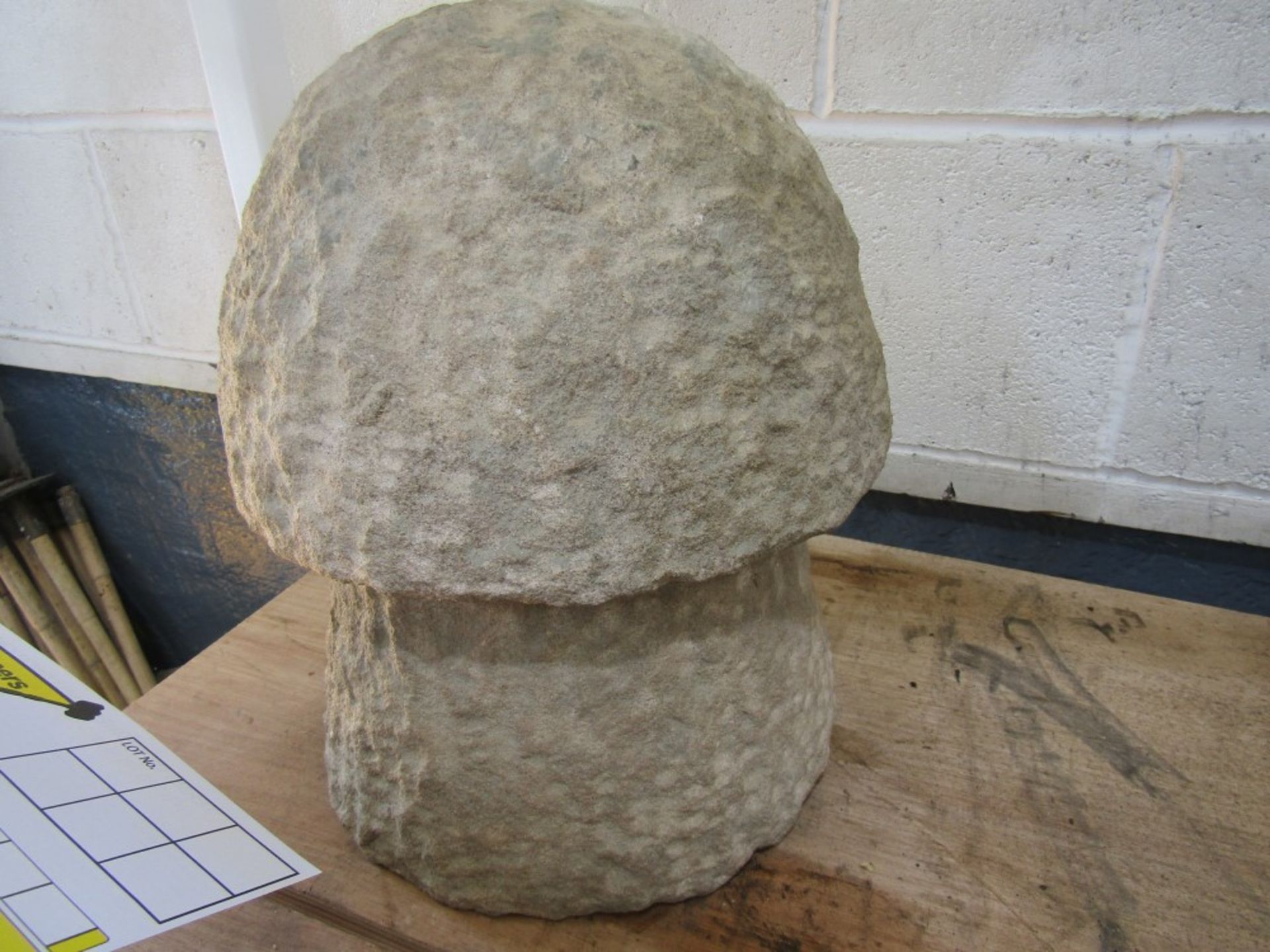 LARGE HAND CARVED NATURAL STONE MUSHROOM [NO VAT]