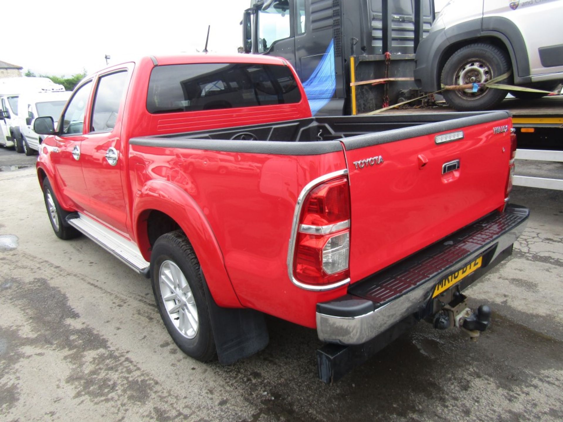 16 reg TOYOTA HILUX ICON D-4D 4 X 4 DCB, 1ST REG 03/16, TEST 03/23, 66947M WARRANTED, V5 HERE, 1 - Image 3 of 6