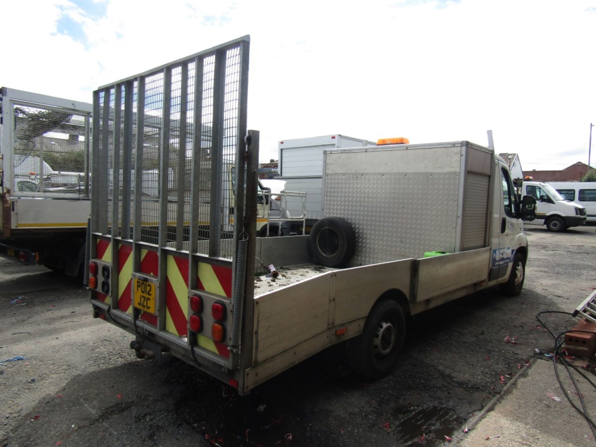 12 reg FIAT DUCATO 35 MULTIJET MWB BEAVERTAIL (DIRECT COUNCIL) 1ST REG 07/12, 44318M, V5 HERE, 1 - Image 4 of 6