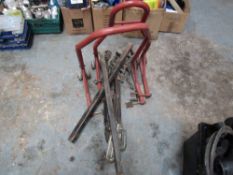 A FRAME & MOTORCYCLE STANDS [NO VAT]