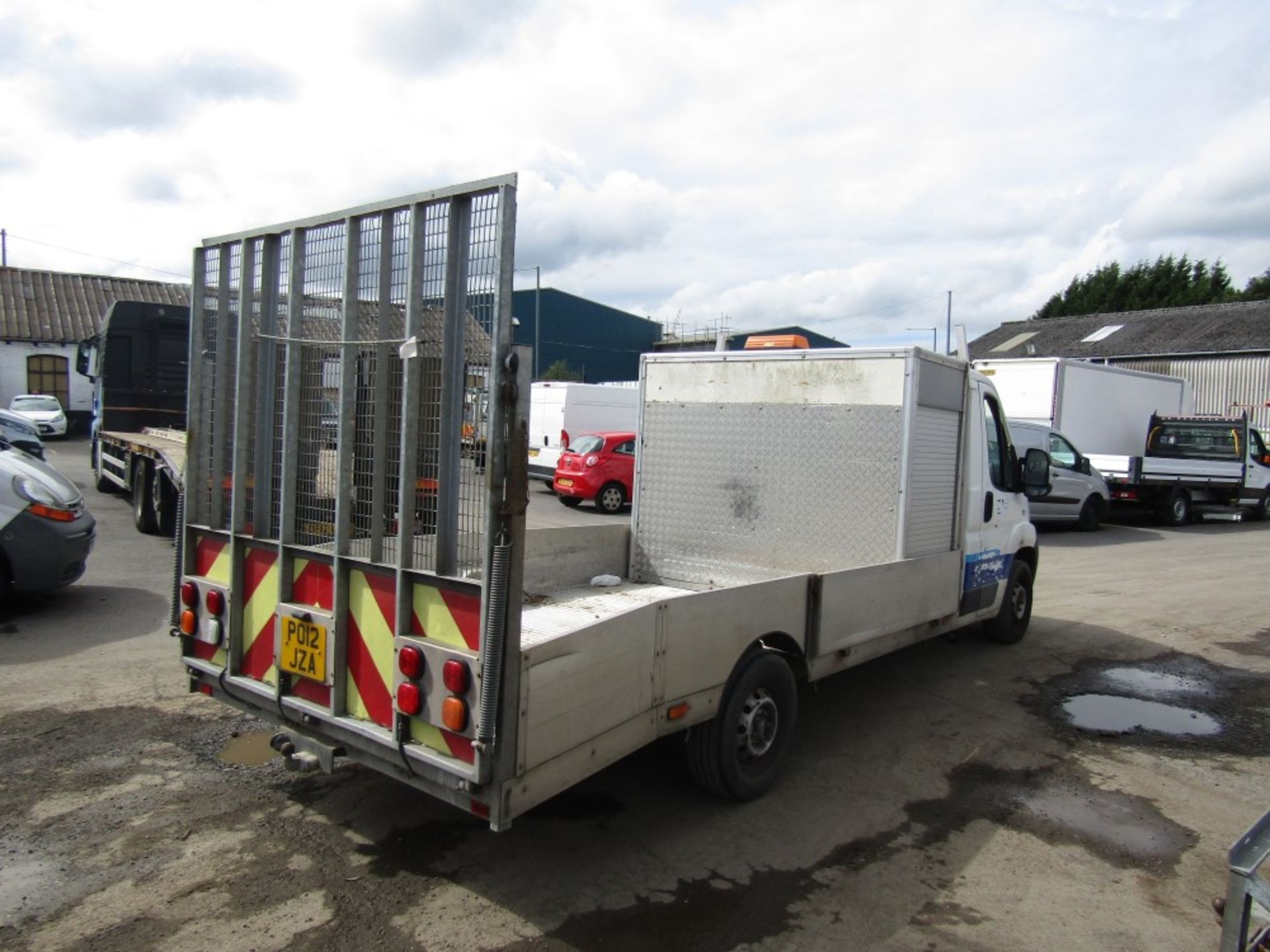 12 reg FIAT DUCATO 35 MULTIJET MWB BEAVERTAIL (DIRECT COUNCIL) 1ST REG 07/12, 55516M, V5 HERE, 1 - Image 4 of 6