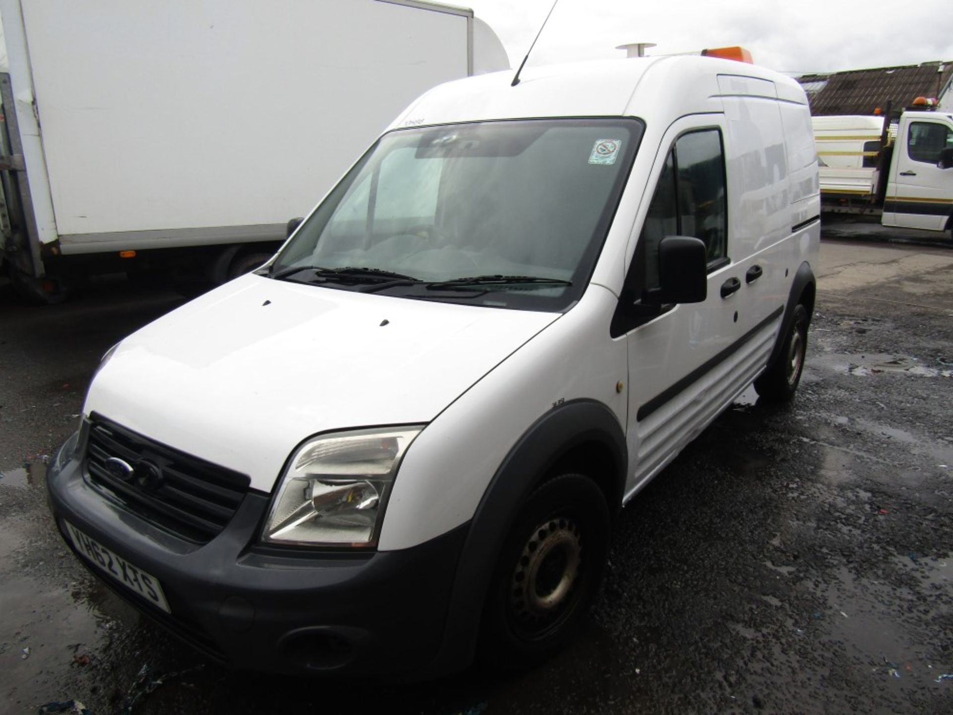 62 reg FORD TRANSIT CONNECT (NON RUNNER) (DIRECT UNITED UTILITIES WATER) 1ST REG 12/12, TEST 10/12, - Image 2 of 7