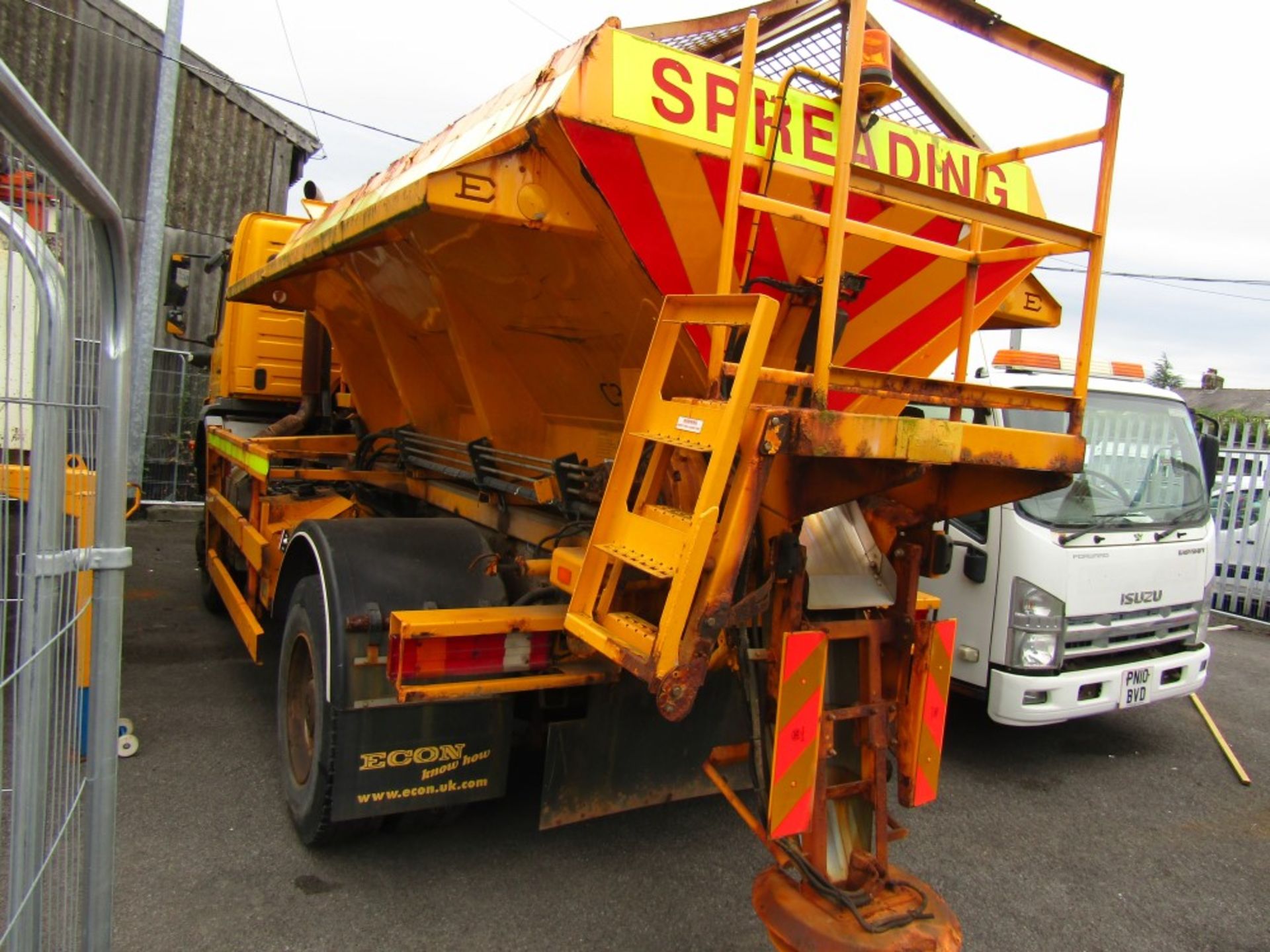 58 reg MERCEDES AXOR 1824AK 4 X 4 GRITTER (NON RUNNER - BELIEVE NEEDS NEW CLUTCH) (EX COUNCIL) 1ST - Bild 3 aus 6