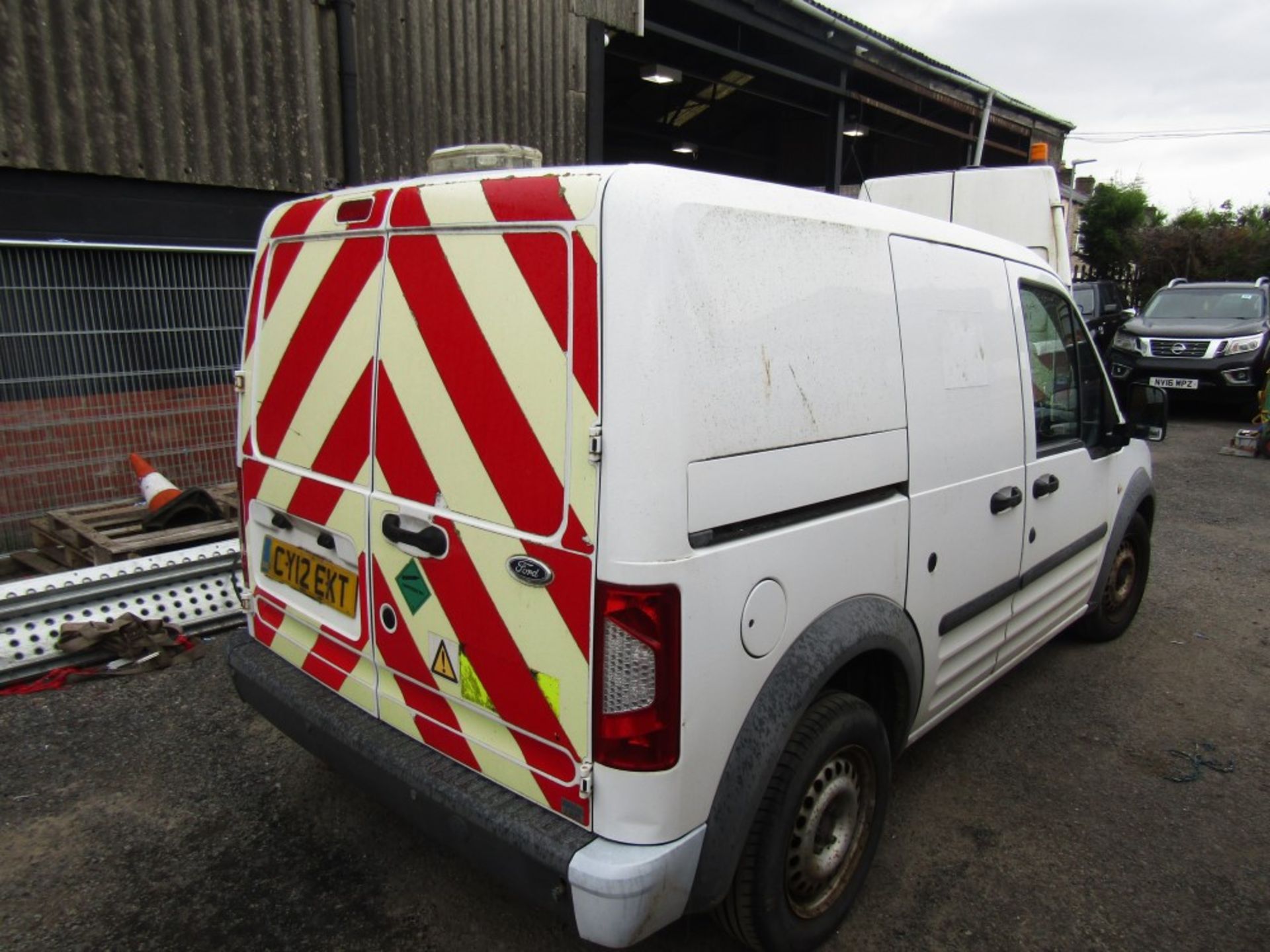 12 reg FORD TRANSIT CONNECT 90 T200 (DIRECT COUNCIL) 1ST REG 07/12, TEST 07/23, 113365M, V5 HERE, - Image 4 of 8