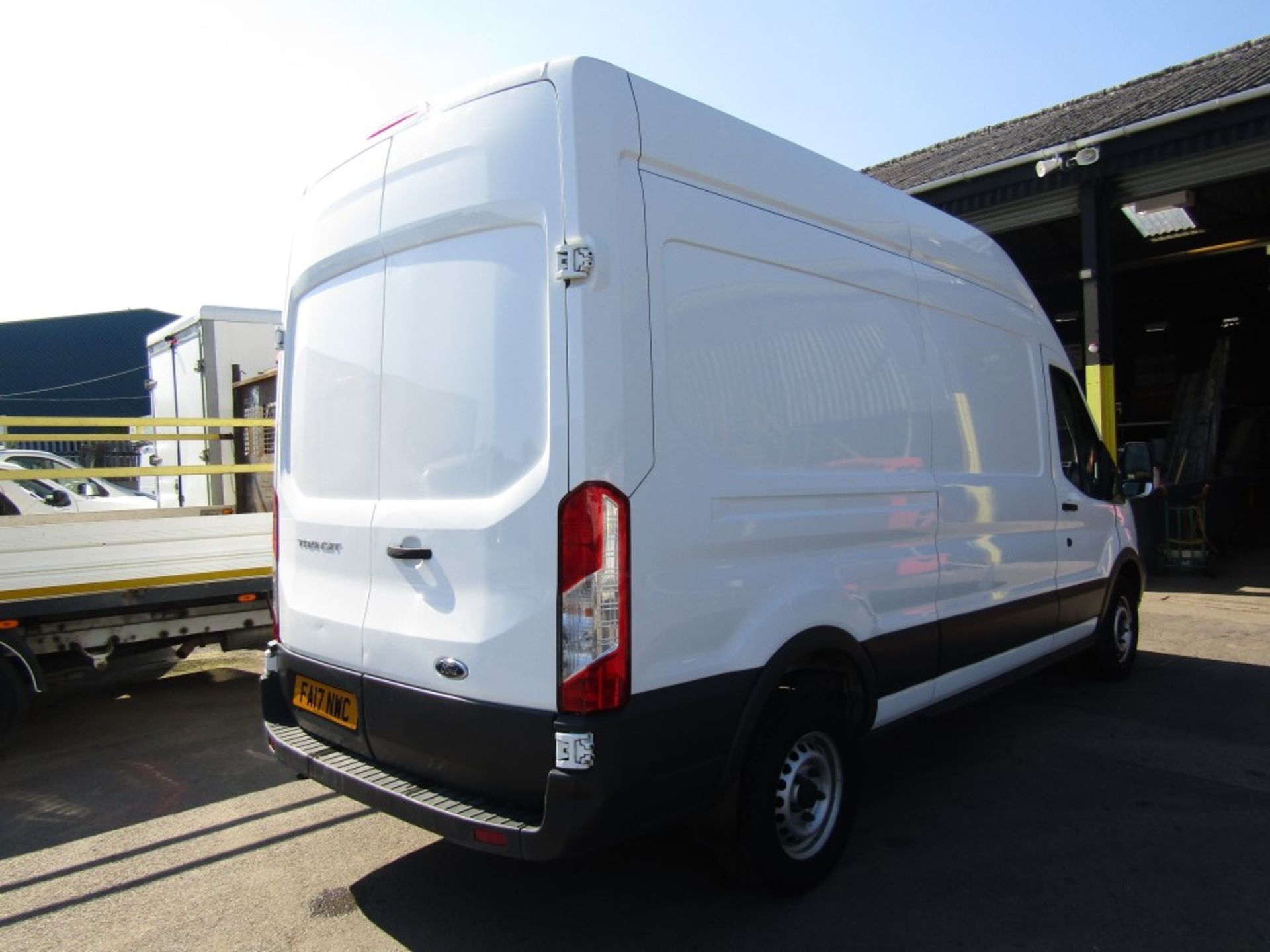 17 reg FORD TRANSIT 350 PANEL VAN, 1ST REG 08/17, TEST 01/23, 161965M, V5 HERE, 1 OWNER FROM NEW [NO - Image 4 of 7