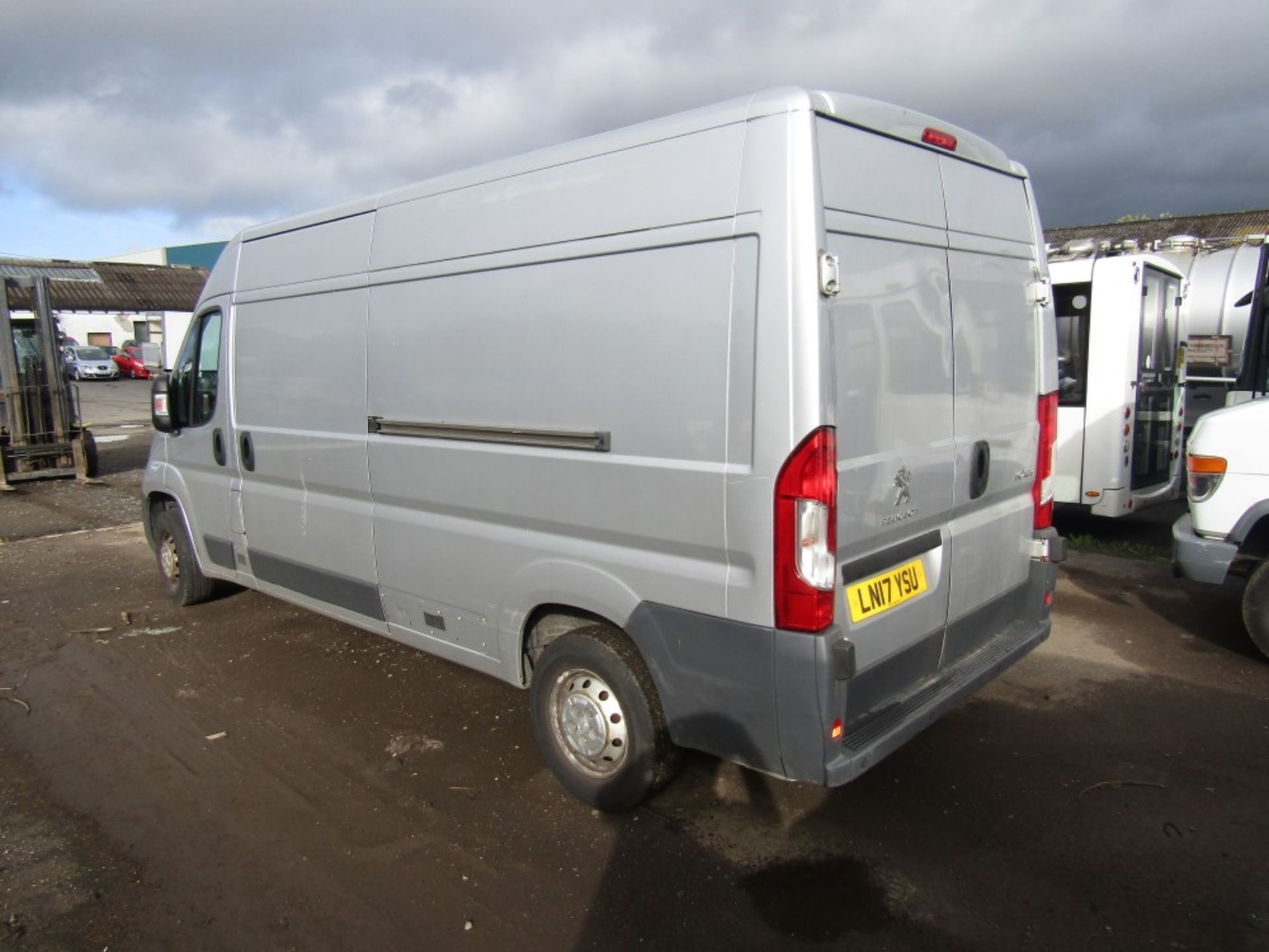 17 reg PEUGEOT BOXER 335 PRO L3H2 BLUE HDI (NON RUNNER), 1ST REG 03/17, TEST 04/23, 83426M - Image 3 of 7