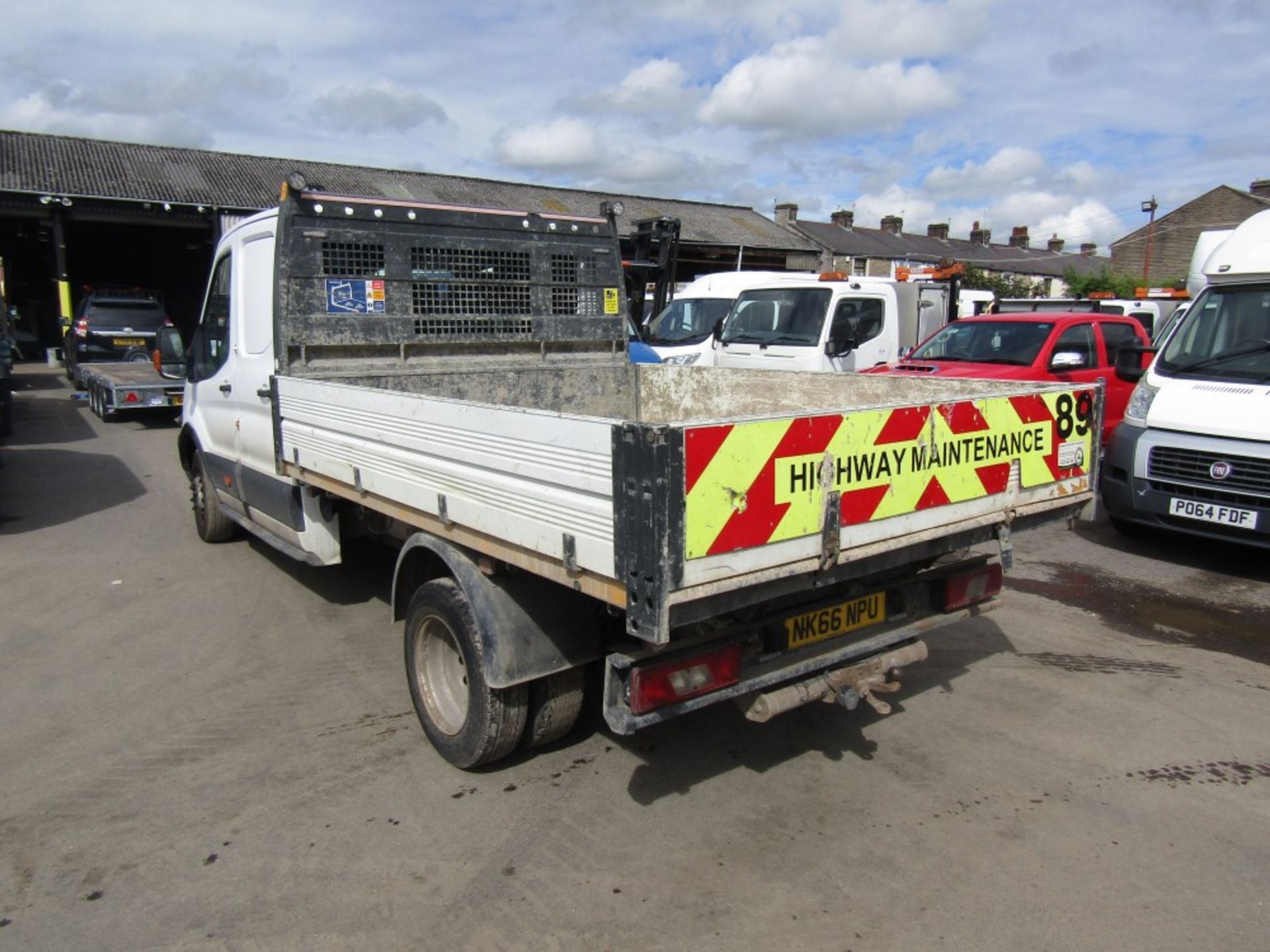 66 reg FORD TRANSIT 350 TIPPER, 1ST REG 10/16, TEST 03/23, 261835KM, V5 HERE, 3 FORMER KEEPERS [+ - Image 3 of 7