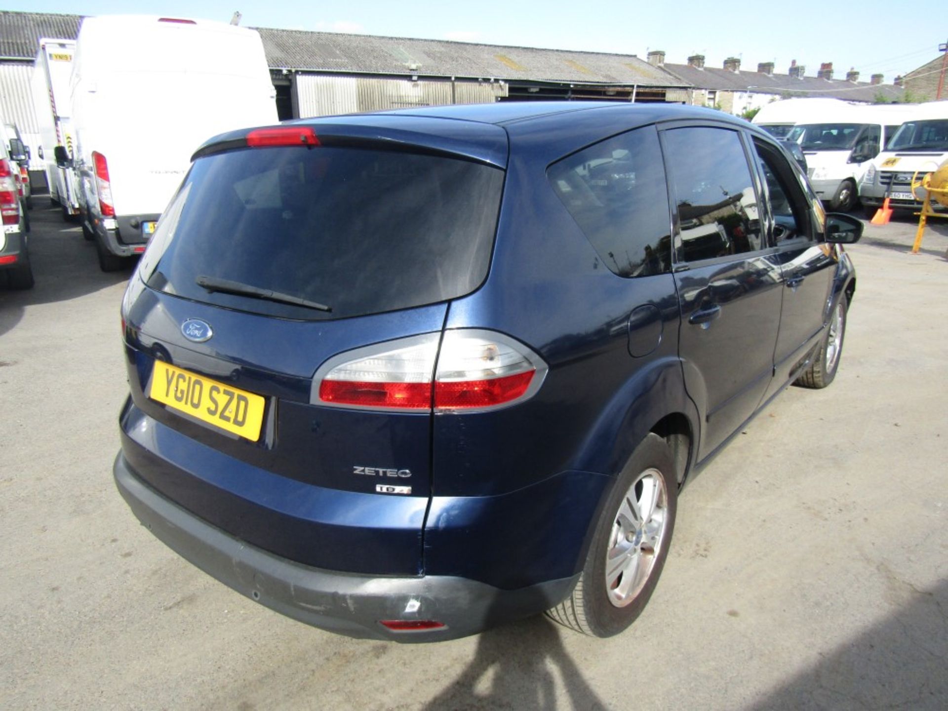 10 reg FORD GALAXY DIESEL 7 SEATER, 1ST REG 06/10, TEST 08/23, 98549M, V5 HERE, 4 FORMER KEEPERS [NO - Image 4 of 6