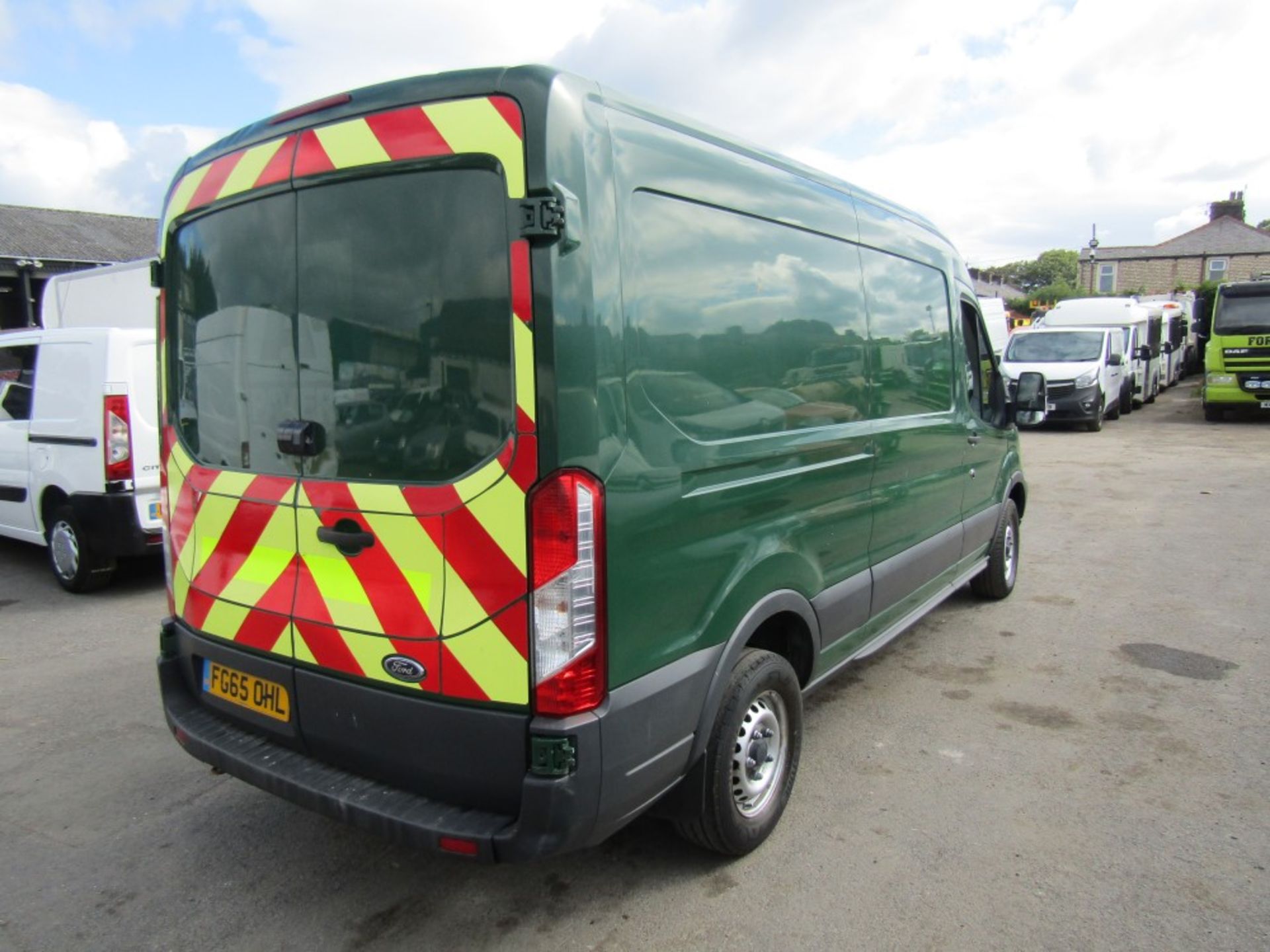 65 reg FORD TRANSIT 350, 1ST REG 09/15, TEST 04/23, 193435M, V5 HERE, 1 FORMER KEEPER [NO VAT] - Image 4 of 7